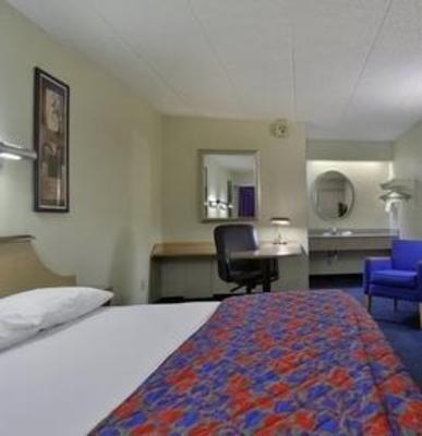 фото отеля Red Roof Inn Rockford