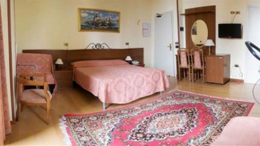 фото отеля Hotel Petit Royal