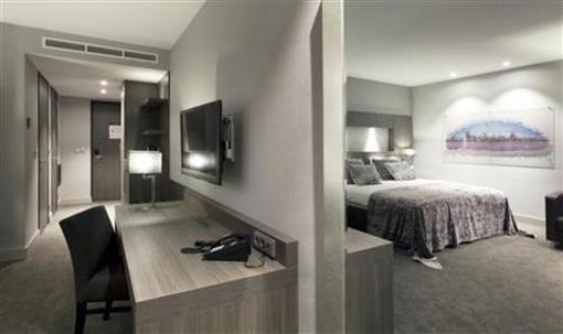 фото отеля Van der Valk Hotel Dordrecht