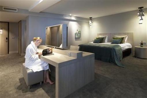 фото отеля Van der Valk Hotel Dordrecht