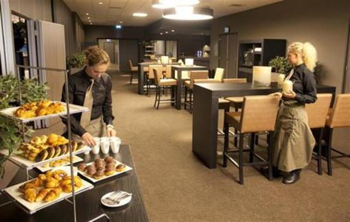 фото отеля Van der Valk Hotel Dordrecht