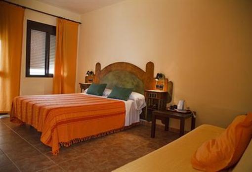 фото отеля Hotel Alhambra Barbate