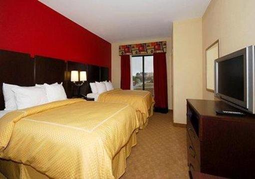 фото отеля Comfort Suites Stockbridge