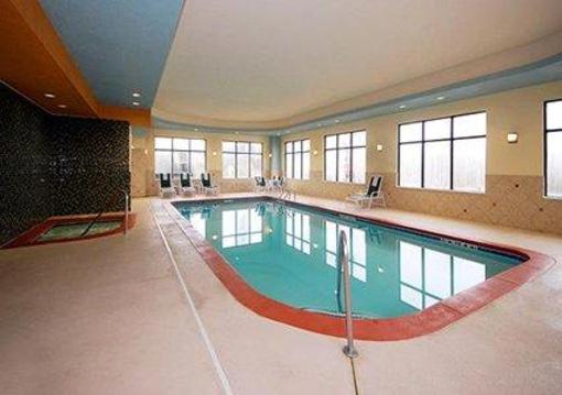 фото отеля Comfort Suites Stockbridge