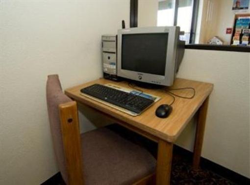фото отеля Americas Best Value Inn Brainerd