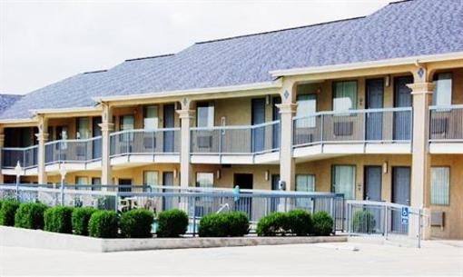 фото отеля Executive Inn & Suites New Braunfels
