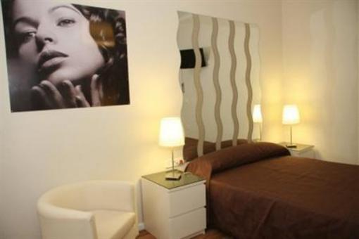фото отеля Room Pride Hotel Madrid