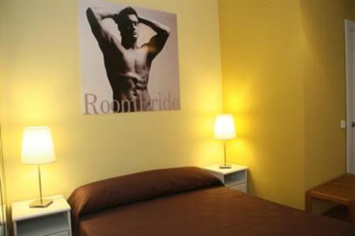 фото отеля Room Pride Hotel Madrid