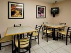 фото отеля Super 8 Motel Airport Saint Louis Bridgeton