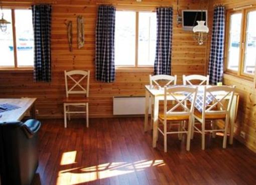 фото отеля Adventure Camp Mehamn