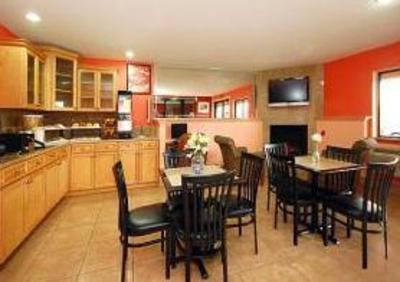 фото отеля Econo Lodge Forest Park