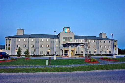 фото отеля Motel 6 Huntsville (Canada)