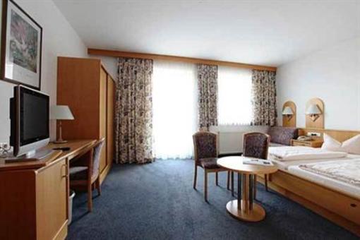 фото отеля Hotel Seeblick Bernried am Starnberger See