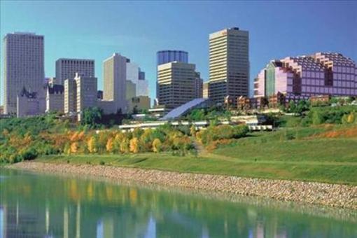 фото отеля Hostelling International Edmonton