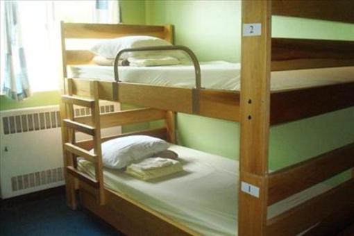 фото отеля Hostelling International Edmonton