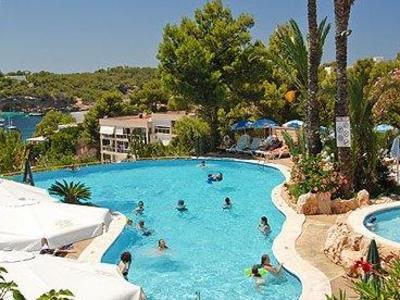 фото отеля Apartamentos Del Rey Ibiza