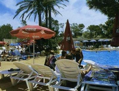 фото отеля Apartamentos Del Rey Ibiza