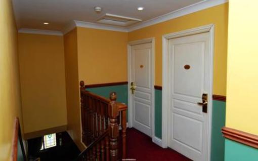 фото отеля Palmerstown Lodge