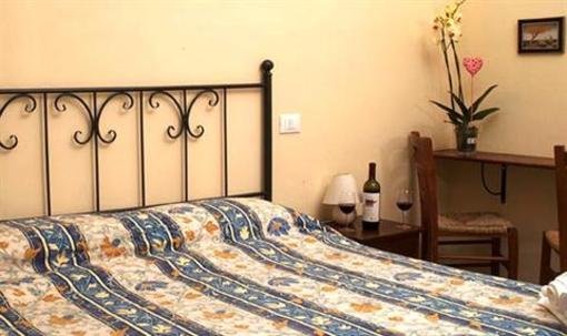 фото отеля Affittacamere B&B SoleLuna
