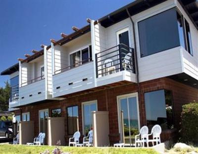 фото отеля Cambria Landing Inn and Suites