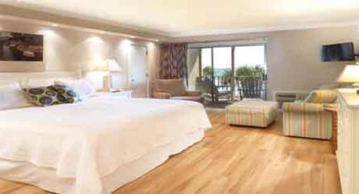 фото отеля Oceanfront Litchfield Inn