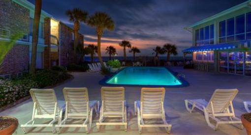 фото отеля Oceanfront Litchfield Inn