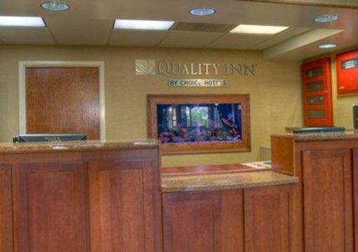 фото отеля Quality Inn Merchants Drive