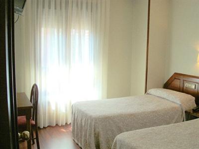 фото отеля Hotel Ovetense