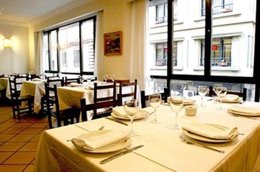 фото отеля Hotel Ovetense