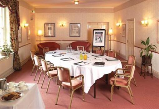 фото отеля BEST WESTERN Le Strange Arms Hotel