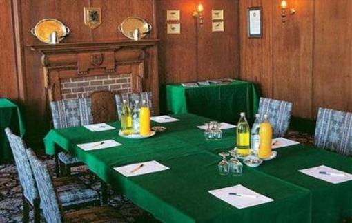 фото отеля BEST WESTERN Le Strange Arms Hotel