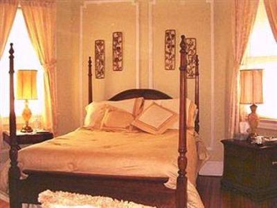 фото отеля Port City Guest House