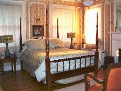 фото отеля Port City Guest House