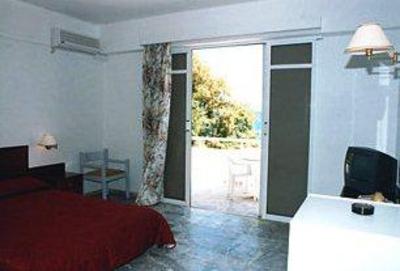 фото отеля Maravel Land Beach Hotel Arkadi