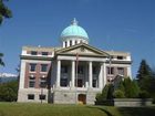 фото отеля Courthouse Inn Revelstoke