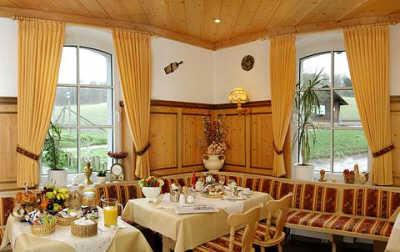 фото отеля Waldhotel Forsthaus Remstecken