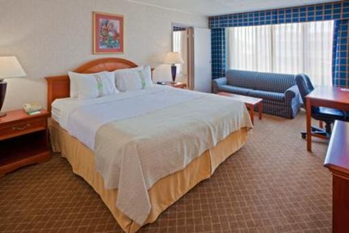 фото отеля Holiday Inn Cumberland Downtown