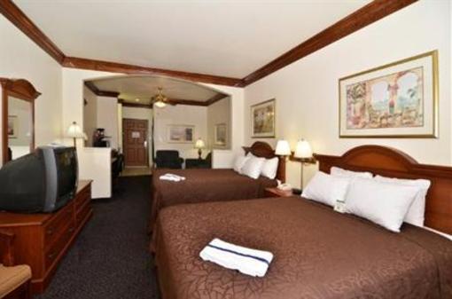 фото отеля BEST WESTERN Fort Worth Inn & Suites