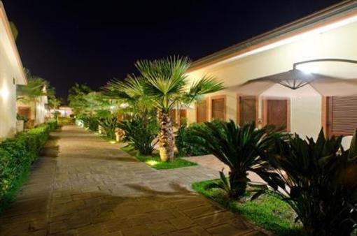 фото отеля Heracles Village Hotel