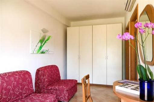 фото отеля Heracles Village Hotel