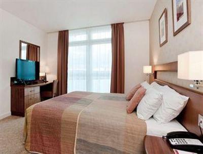 фото отеля Ramada Hotel and Suites London Docklands