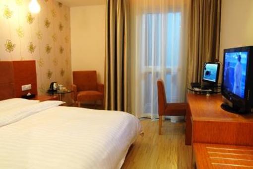 фото отеля Good Luck Hotel Wuyi Flagship Store