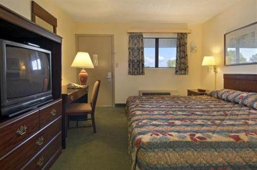 фото отеля Americas Best Value Inn - Columbus Airport