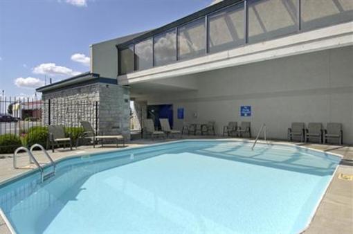 фото отеля Americas Best Value Inn - Columbus Airport