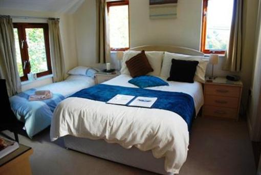 фото отеля Oak Lodge Bed and Breakfast Bude