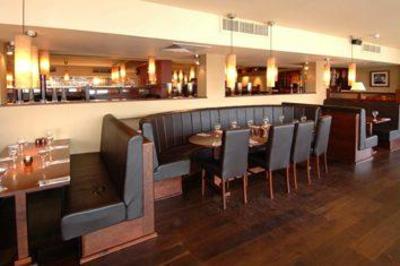 фото отеля Premier Inn Torquay