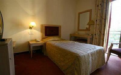 фото отеля Curium Palace Hotel