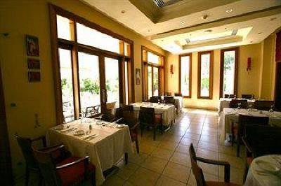 фото отеля Curium Palace Hotel