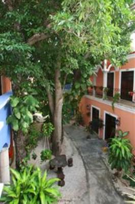 фото отеля Hotel Casa de las Flores