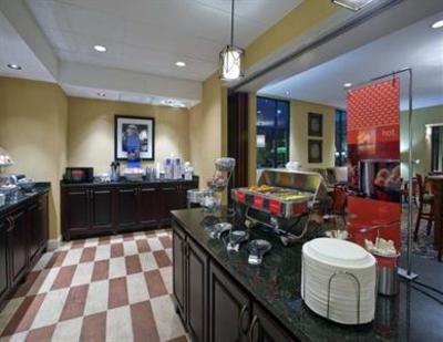 фото отеля Hampton Inn Jackson (Alabama)